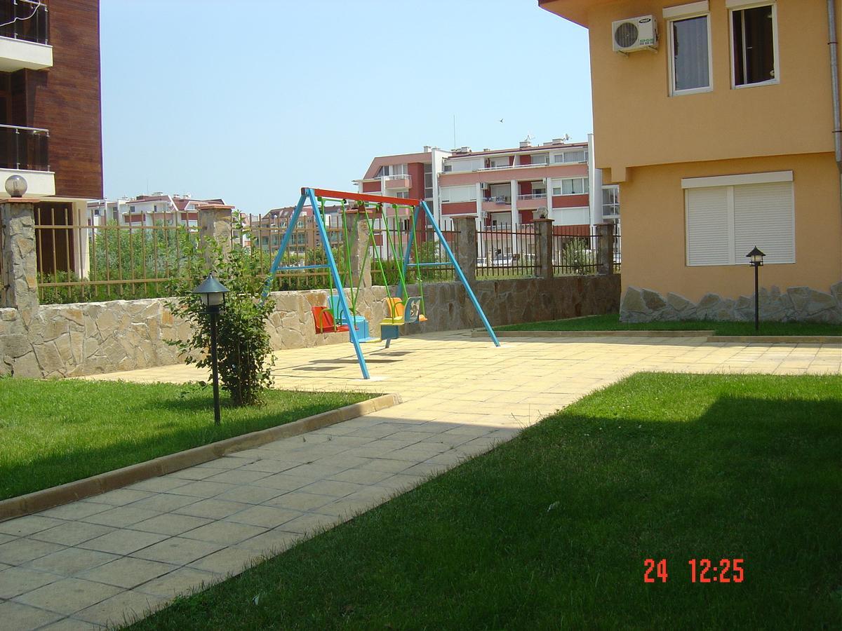 Casa Brava 2 Apartments Свети-Влас Экстерьер фото