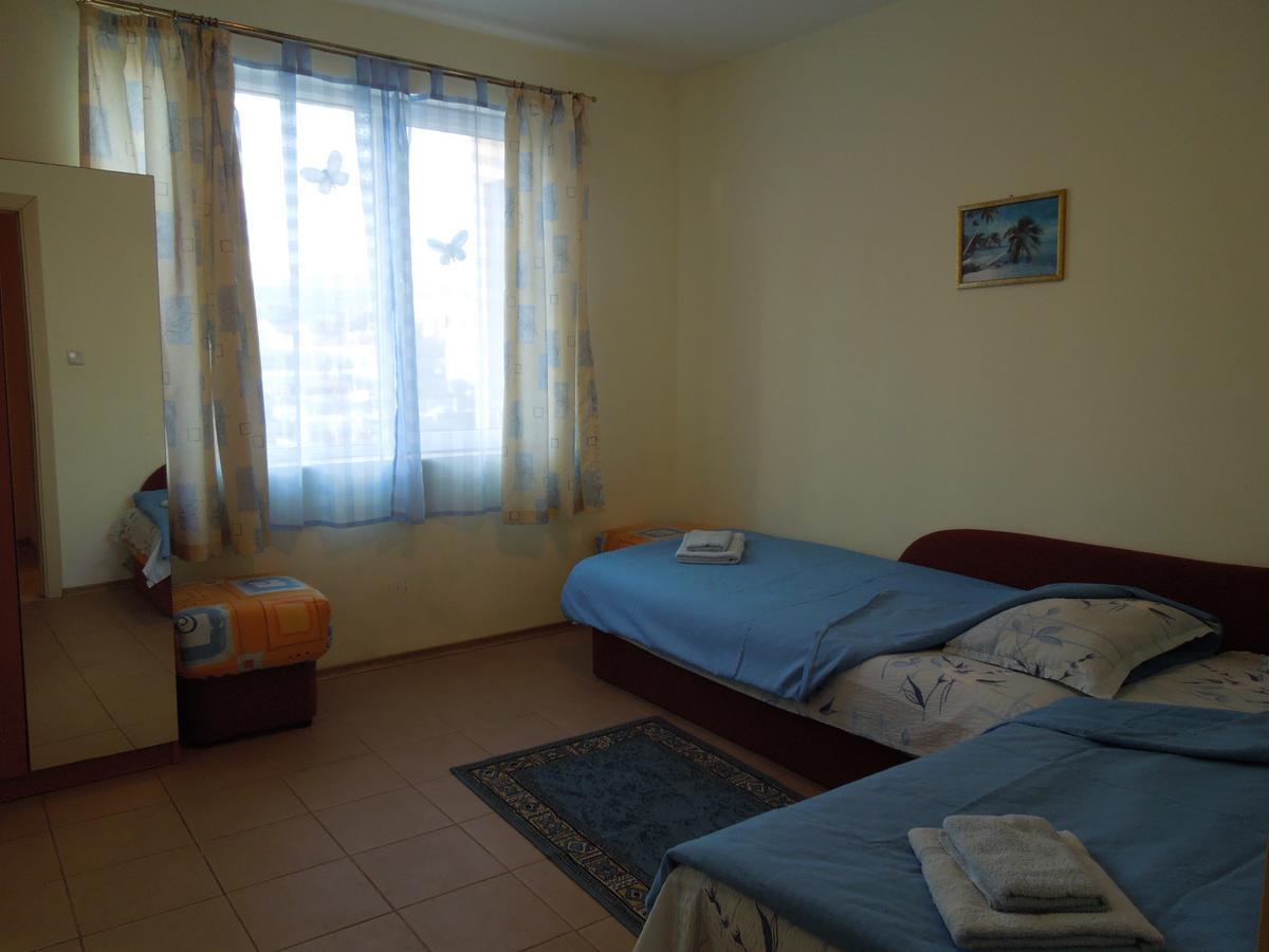 Casa Brava 2 Apartments Свети-Влас Экстерьер фото