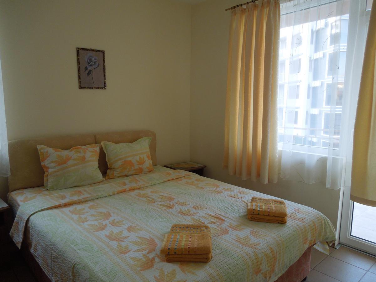 Casa Brava 2 Apartments Свети-Влас Экстерьер фото