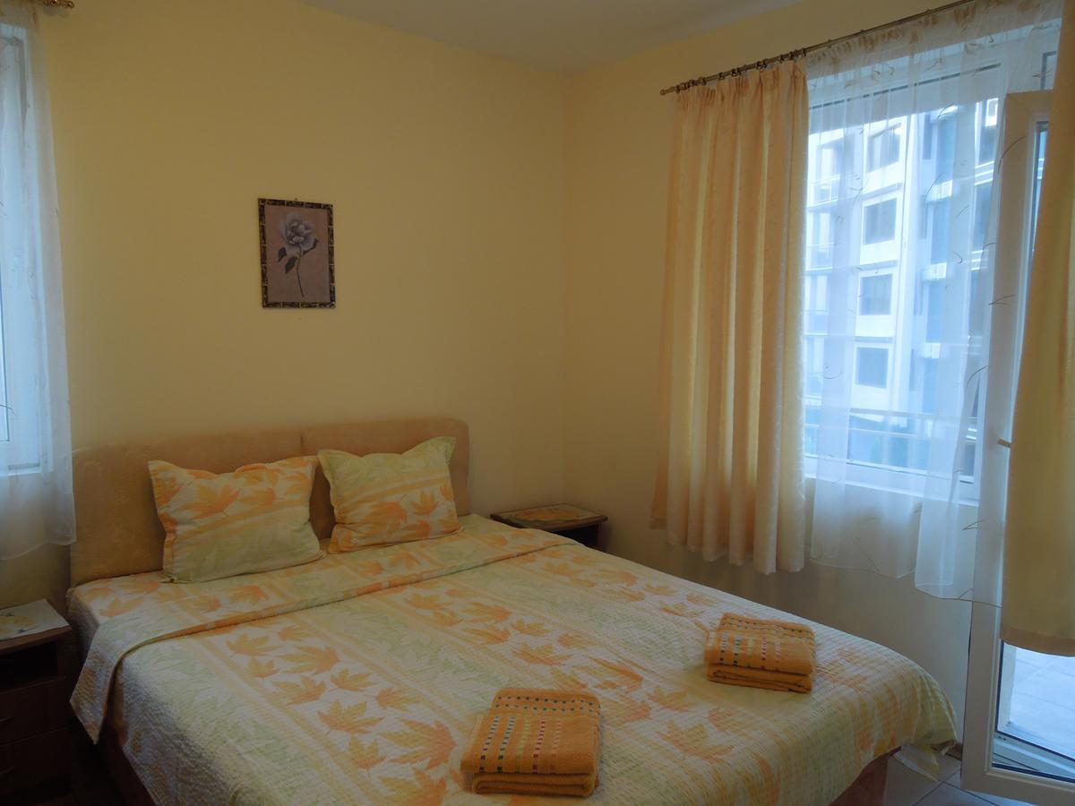 Casa Brava 2 Apartments Свети-Влас Экстерьер фото